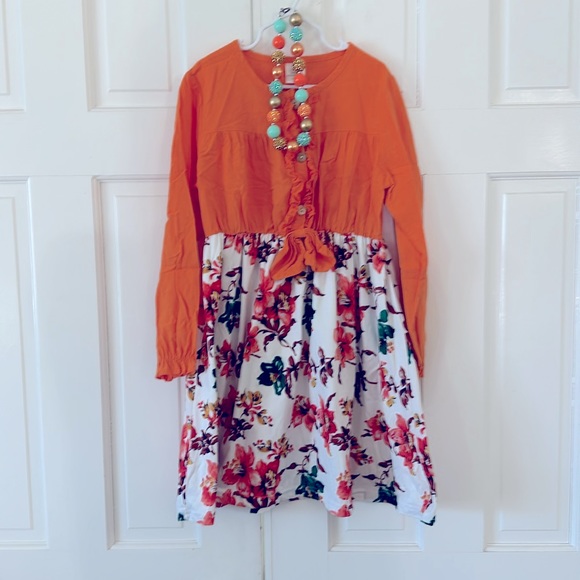 4 Fall Dresses & Necklace Bundle Size 8/9 - Picture 4 of 5